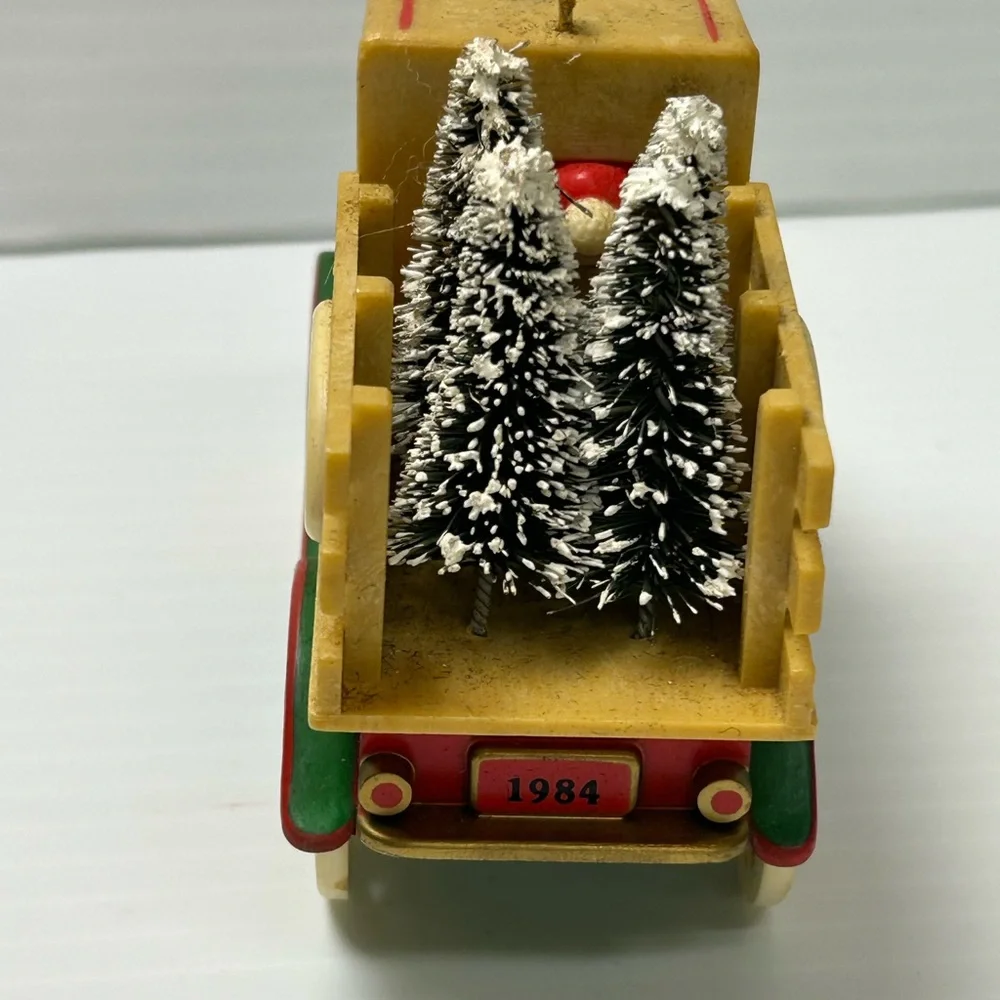Hallmark Keepsake 1984 Santa's Delivery Truck Christmas Ornament - Picture 4 of 5